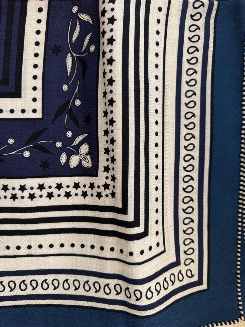 エルメス　カレジェアン カシシル　アマゾンの祭典　バンダナ　マリン　新品 HERMES 【新品同様】エルメス カレジェアン140 アマゾンの祭典