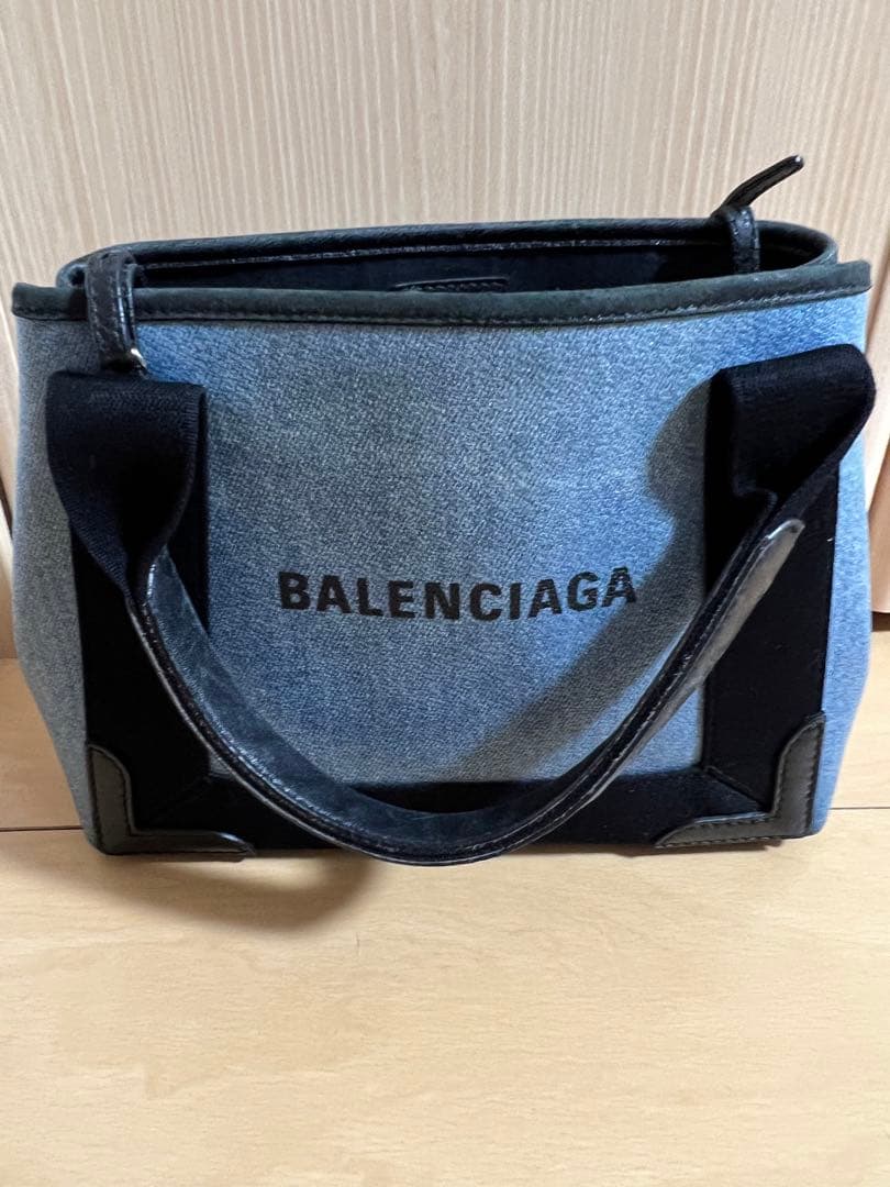 バレンシアガ バック 値下げしました!! 定番 www.shelburnefalls.com