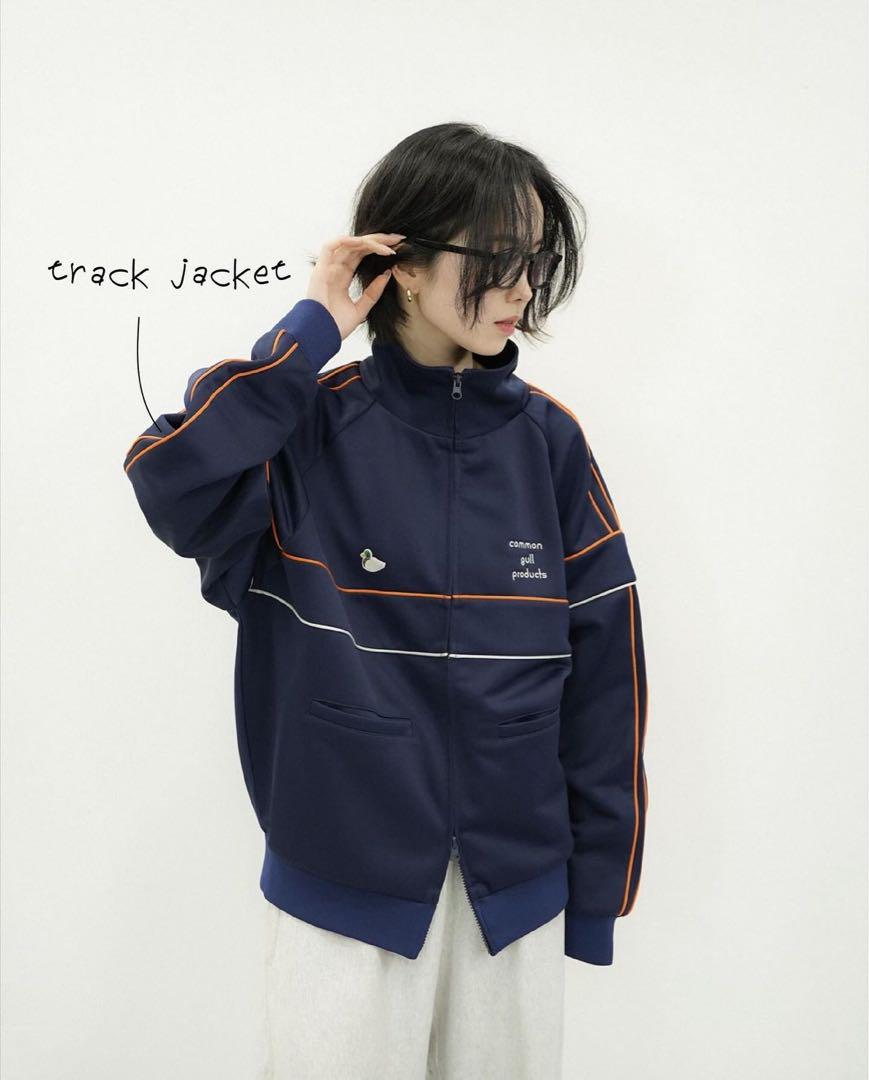 common gull products 休日のトラックジャケット