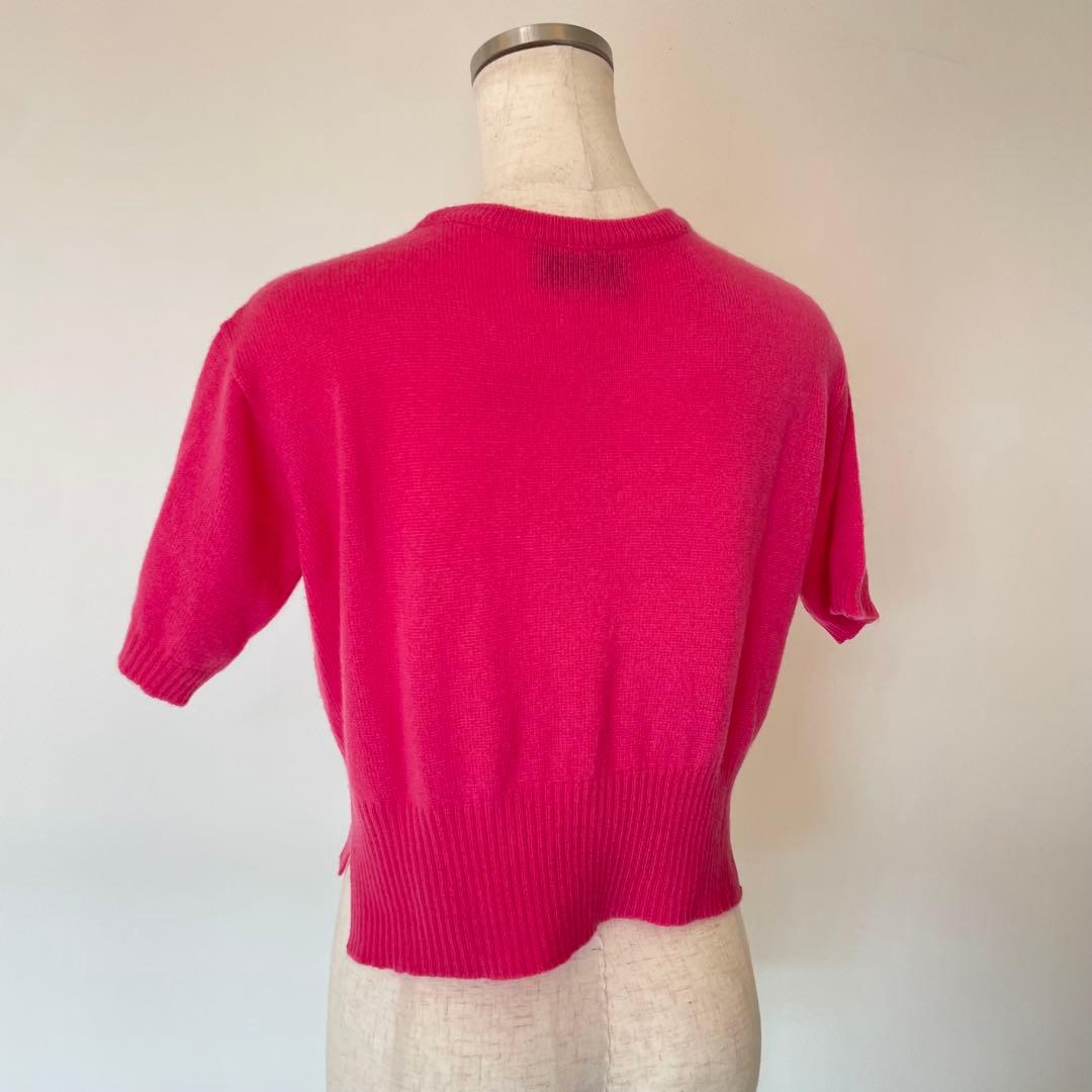 お値下げ‼️プラダPRADAトップスニットサイズ36新品未使用 お値下げ‼️プラダPRADAトップスニットサイズ36新品未使用