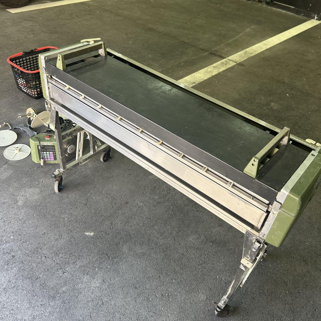 自動クロス糊付け機 実働
