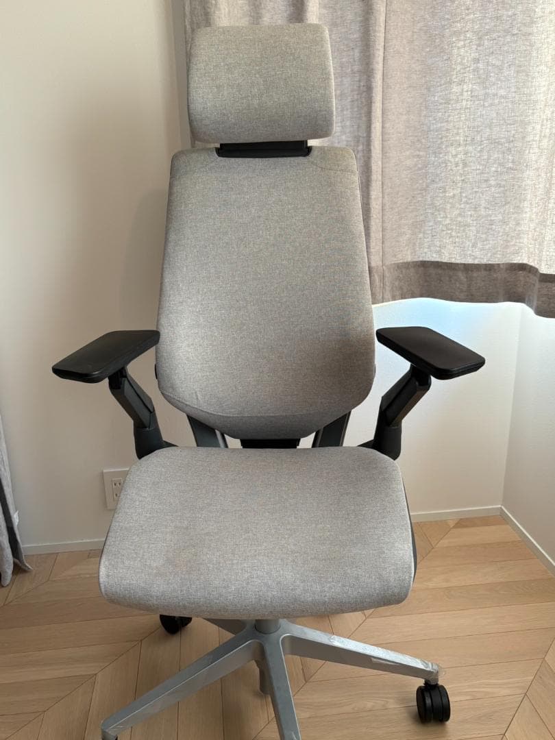 Stealcase Gesture スチールケース ジェスチャー ヘッドレスト付