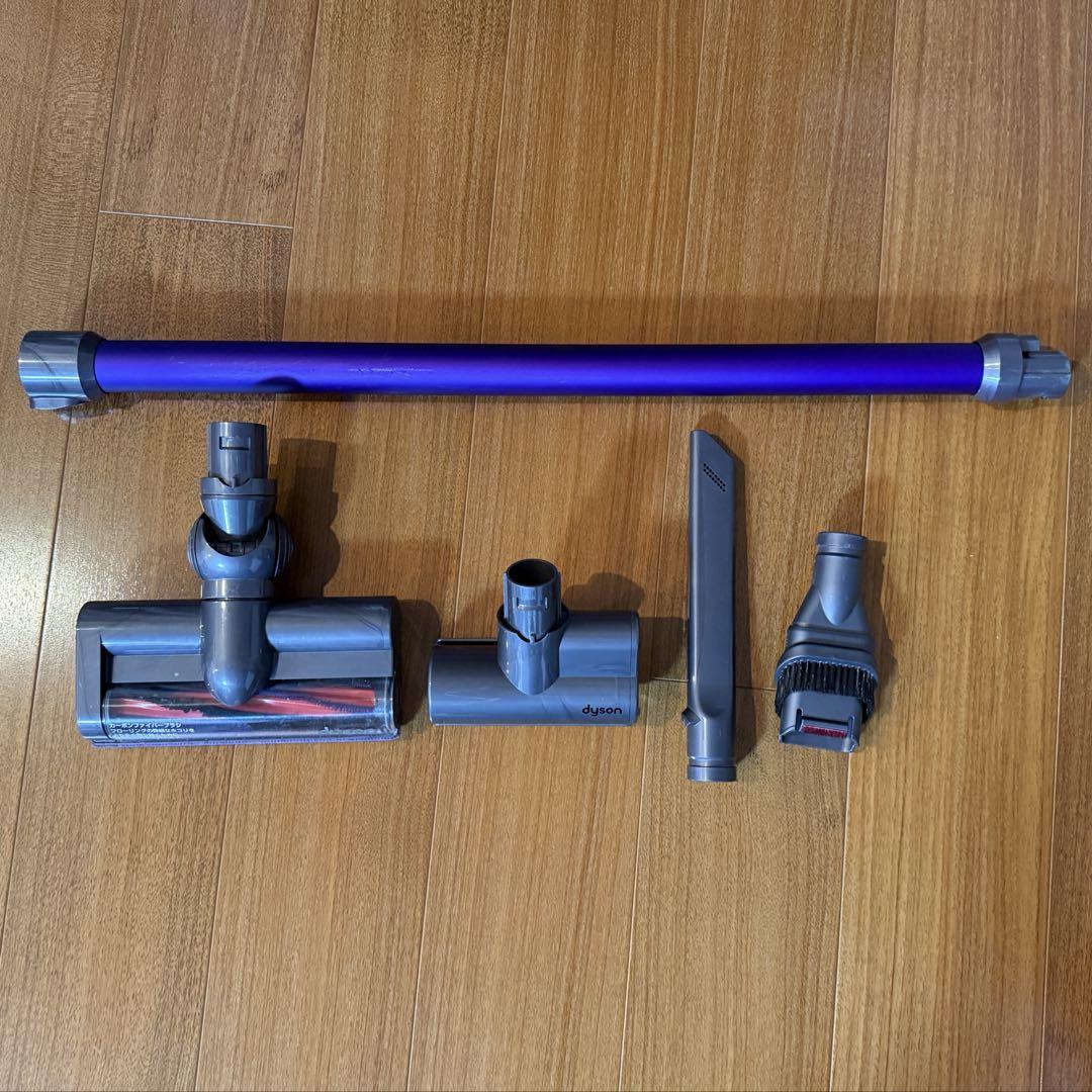 Dyson DC62 コードレスクリーナー スタンド付き たのめる便