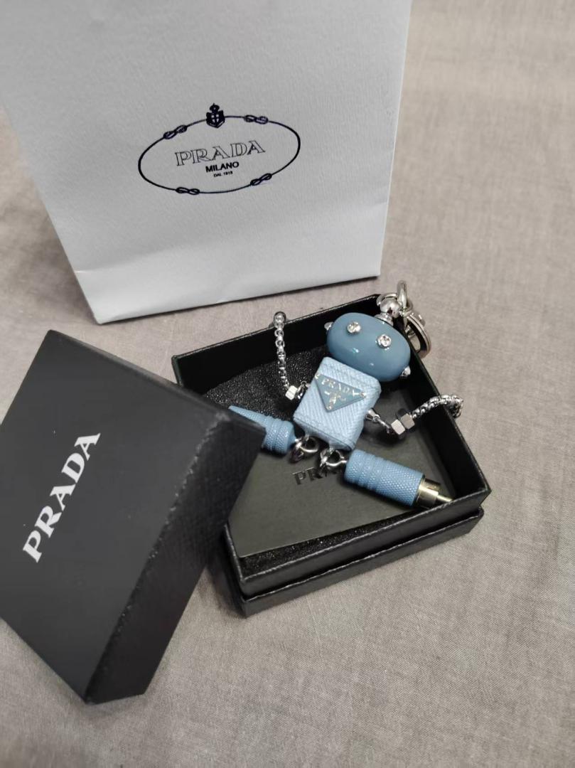 グレー Robot サフィアーノレザー バッグチャーム | PRADA