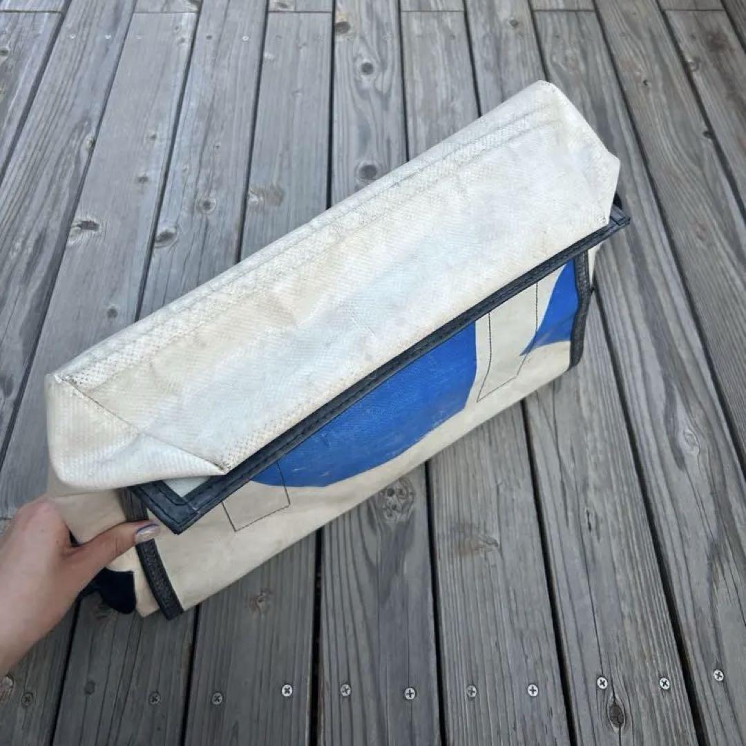 FREITAG ショルダーバッグ　1点物　メッセンジャー　大きめ　肩掛け