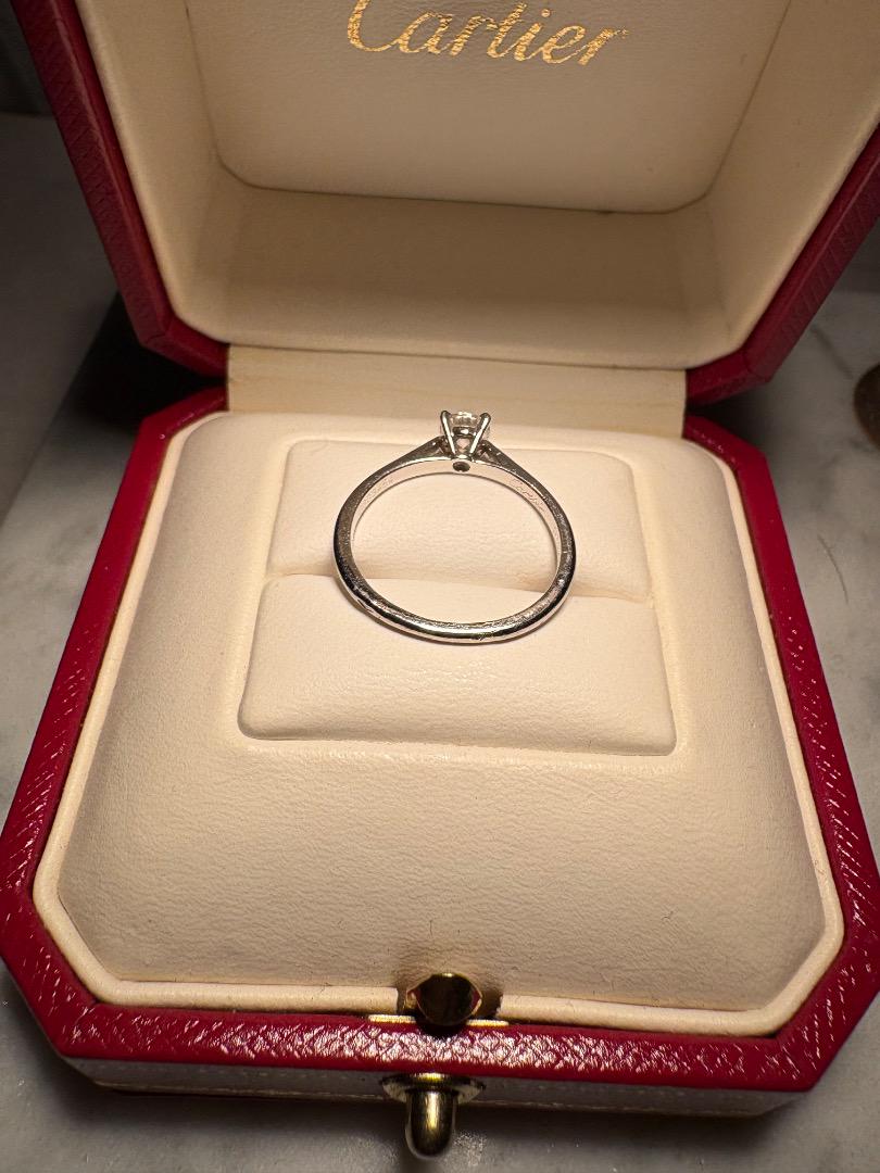 カルティエ　婚約指輪