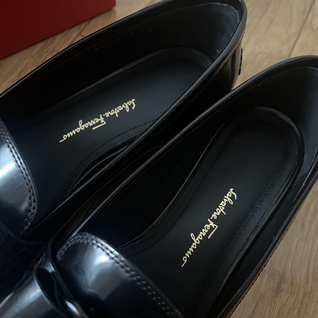 フェラガモ Ferragamo 黒 VIVA リボン ローファー 6 23.5