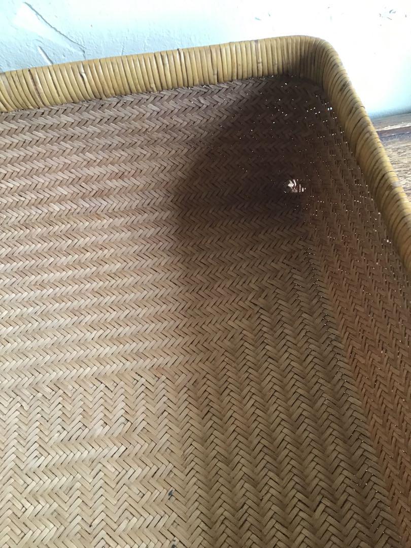 蓋付きのかご　竹の行李