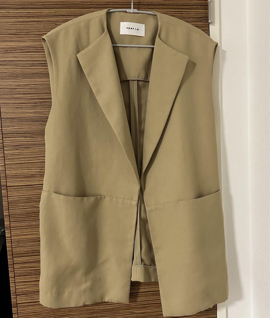 バックベルトデザインボックスジレ FRAY I.D サイズ0 田中みな実