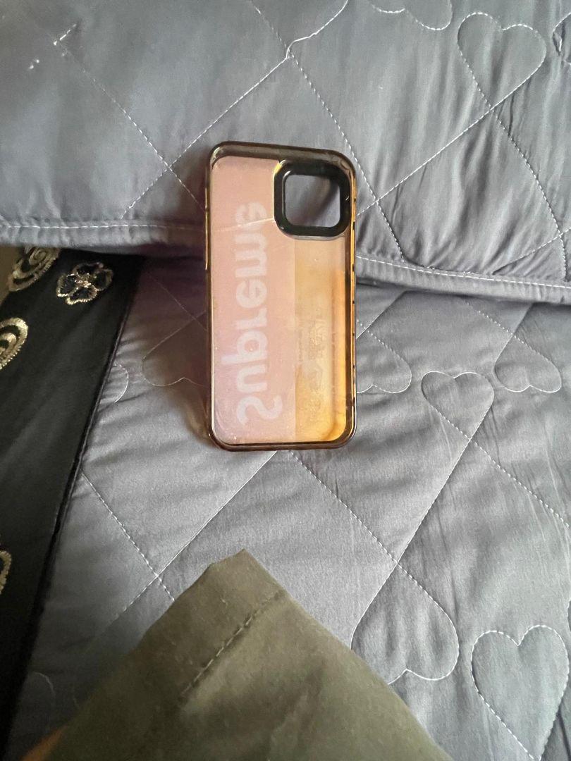 iPhone12 のケ—ススプリ—ム