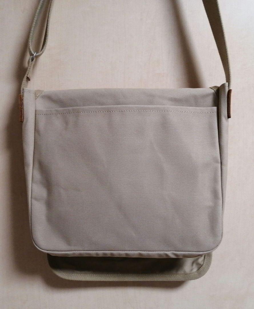 美品 一澤信三郎帆布 ショルダーバック(S-09中）