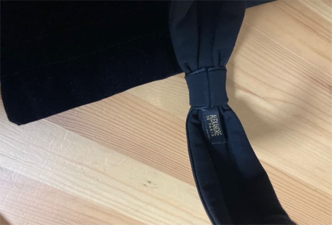 アレクサンドルドゥパリ サテンカチューシャ ブラック