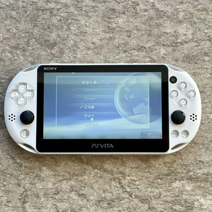 高評価新作 うみんちゅ様専用 VITA PCH-2000 JNylC-m56337810384 生産終了32GBカード付き お得特価
