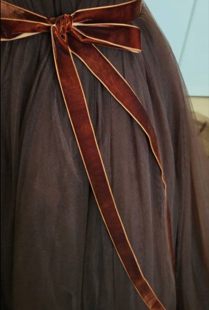 ブラウン オフショルダー