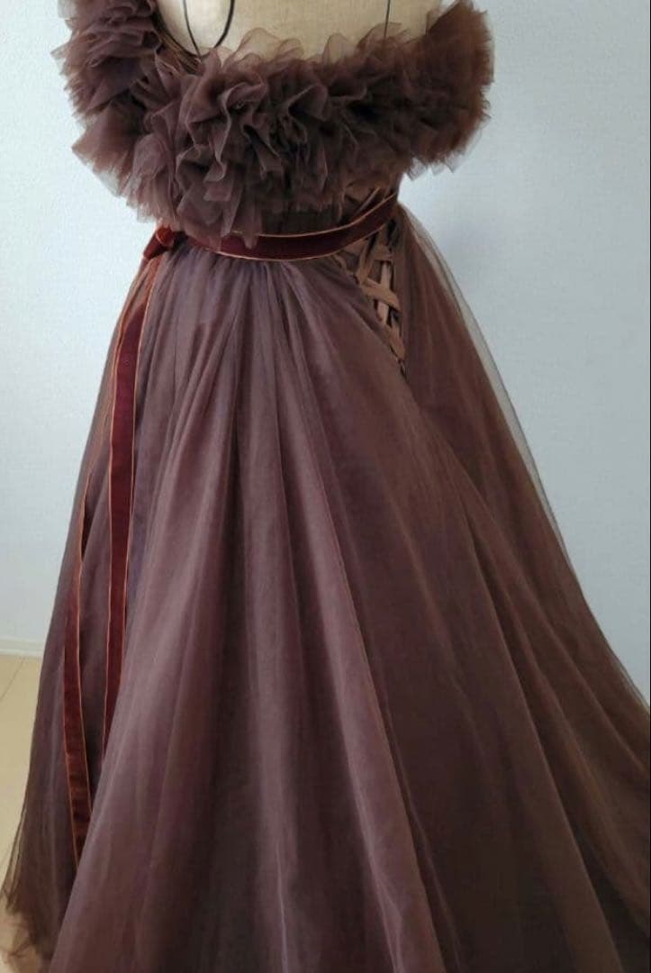 ブラウン オフショルダー