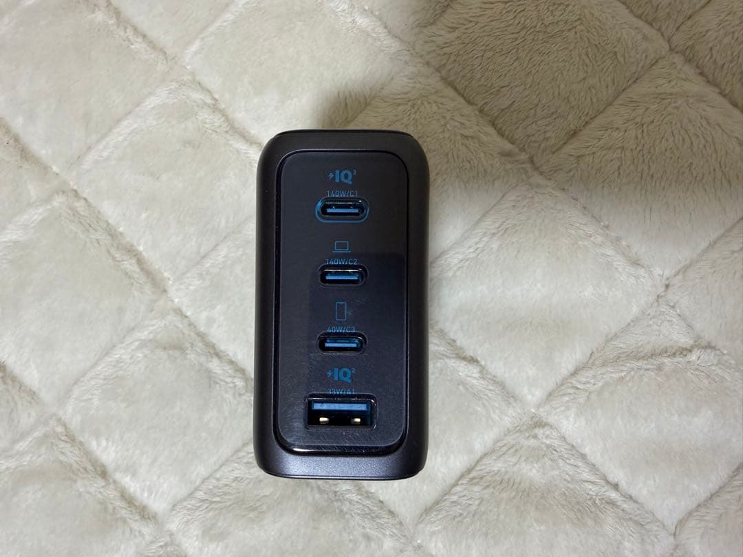 【美品】Anker Charger (140W, 4 Ports)+USB-C 【美品】Anker Charger (140W, 4 Ports)+USB-C