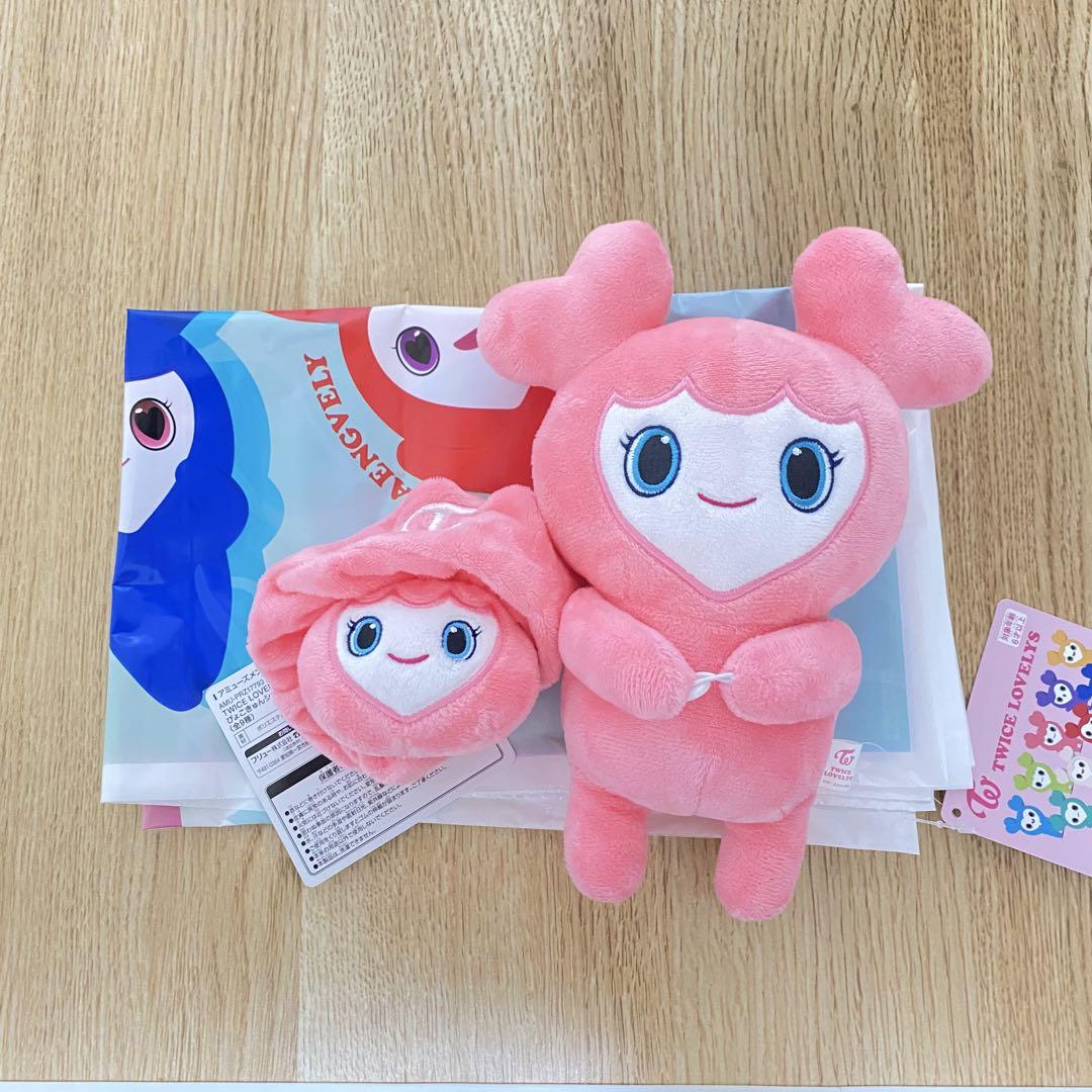 TWICE GIGO モモ ぬいぐるみ シュシュアイドル