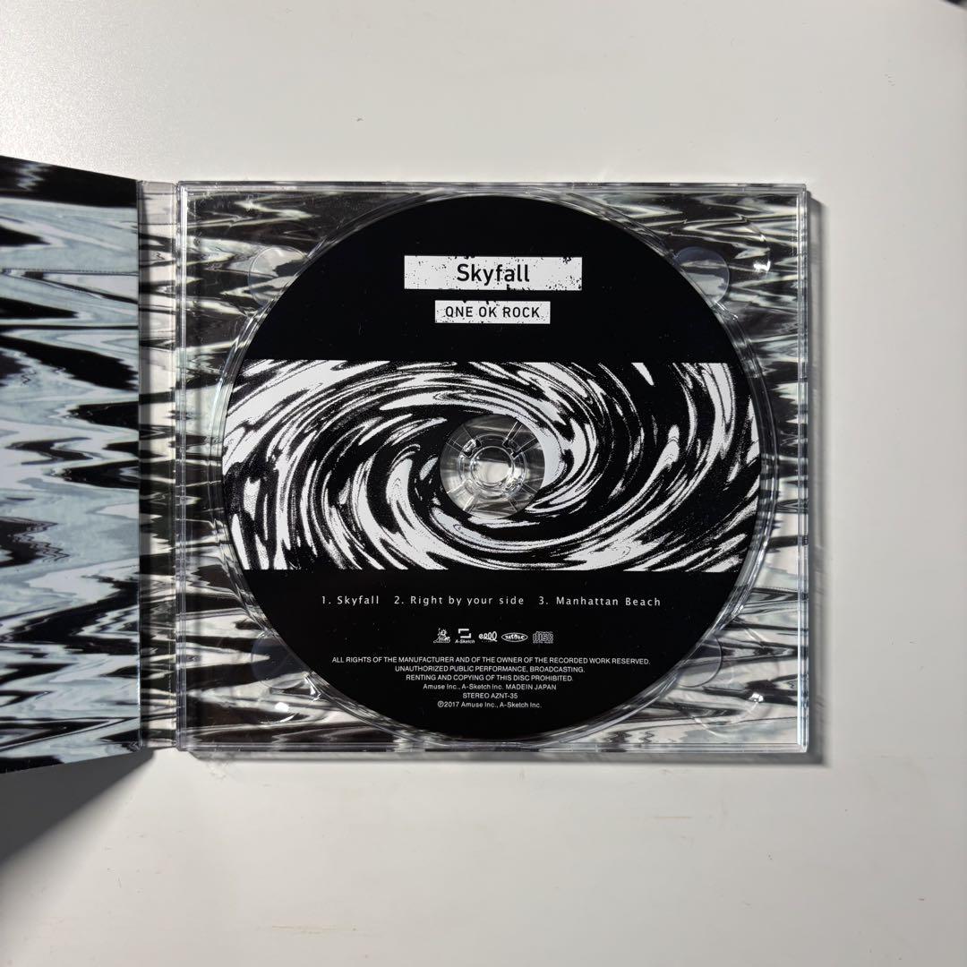 ONE OK ROCK Skyfall - メルカリ