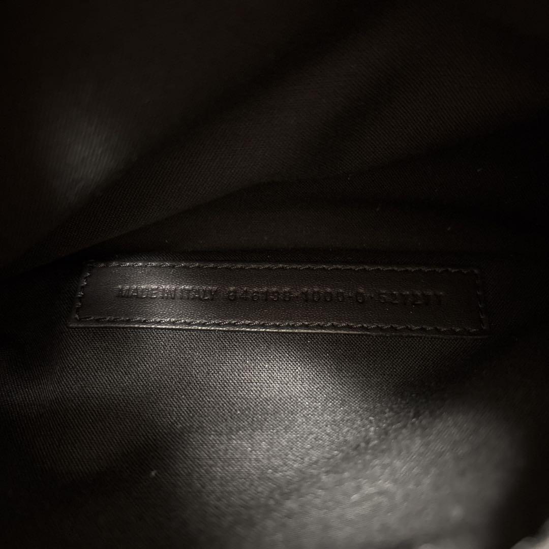 BALENCIAGA ブラックショルダーバッグ