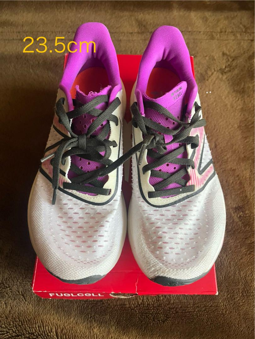 ニューバランス ランニングFUEL CELL REBEL フューエルセル23.5