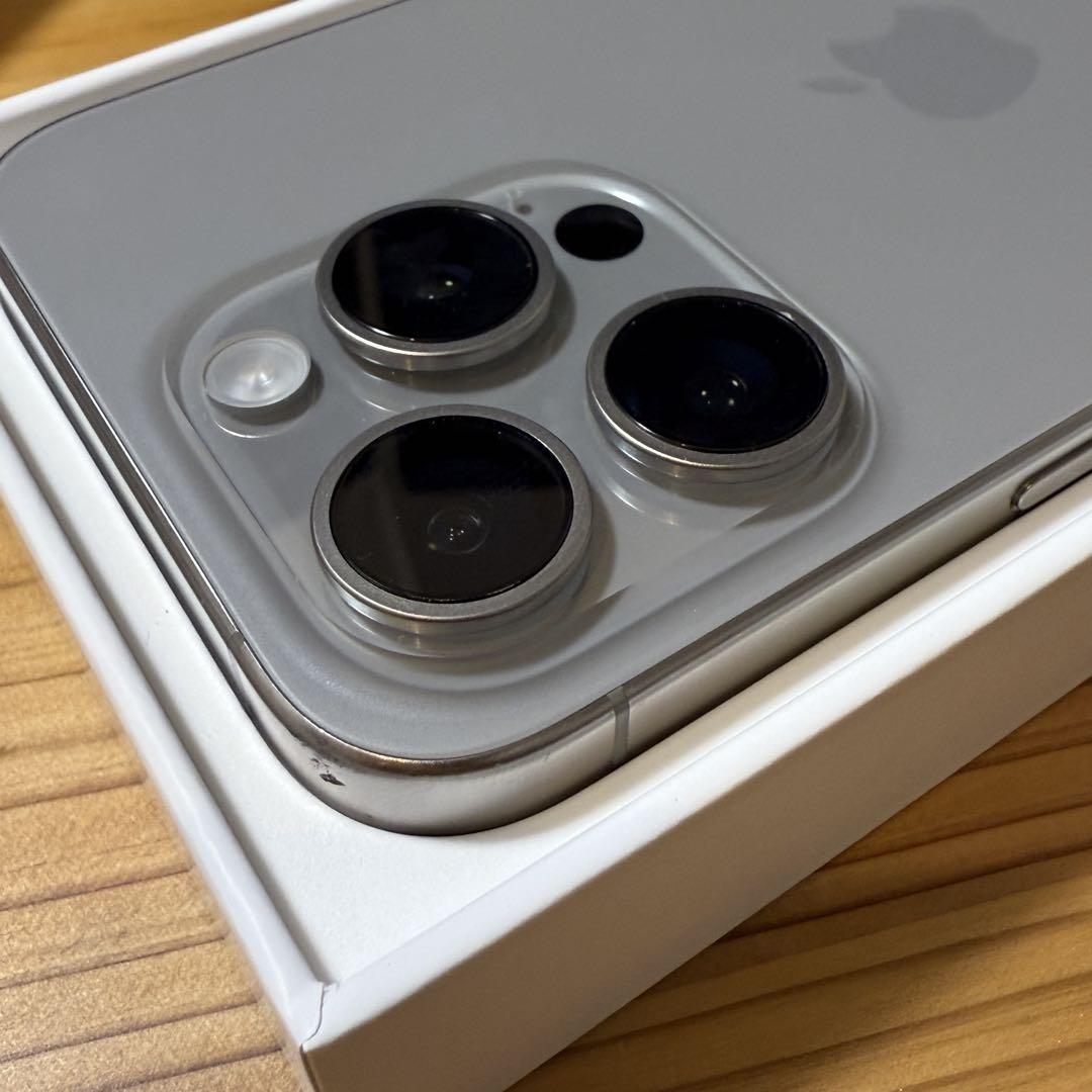 iPhone 15 Pro 256GB ナチュラルチタニウム