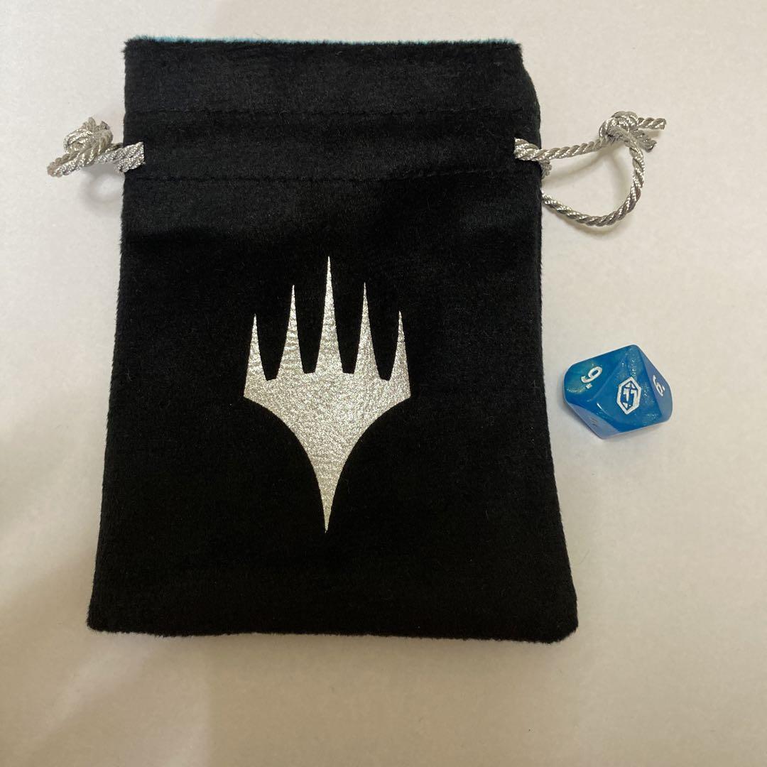 プレリリース　ダイス2個　巾着　ff mtg MTG FF プレリリース 非売品 巾着 クリスタルダイス 2個 限定