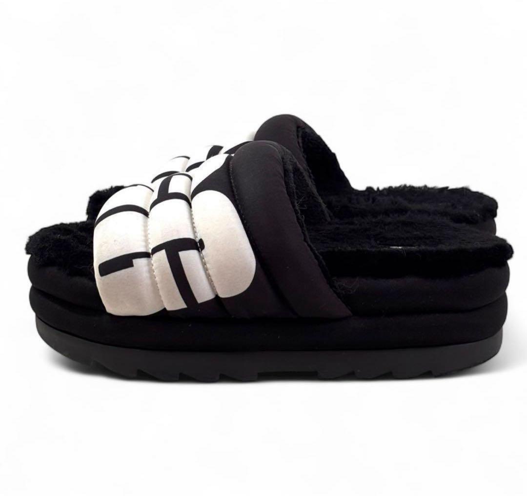 ✨新品未使用✨ UGG W MAXI SLIDE LOGO
