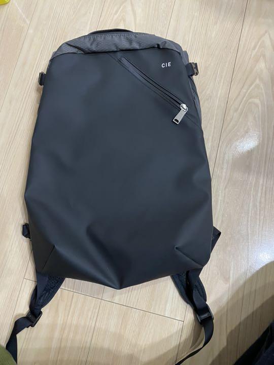 2022国産 cie 多機能バックパック リュックサック k8oNf-m56367245413 シー 100%新品