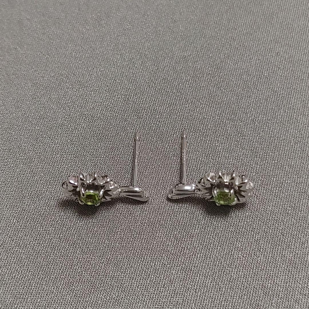 ジュエリーマキ】 緑色ストーン ピアス