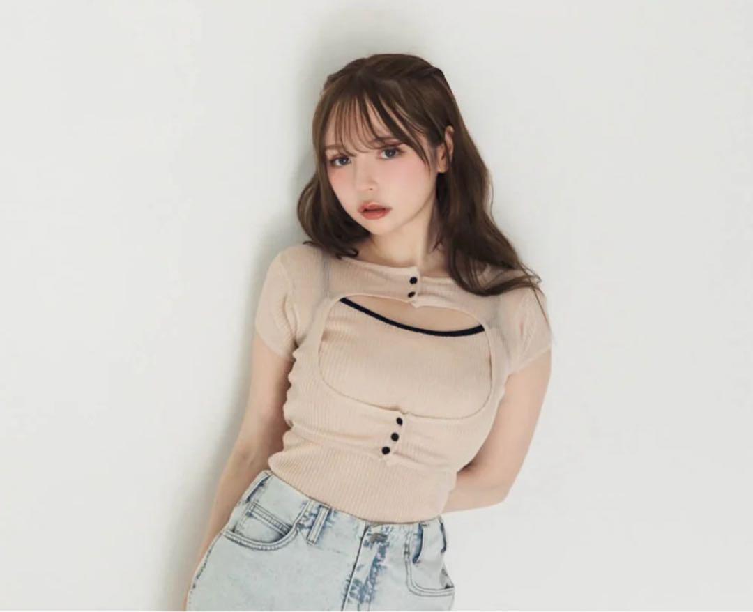 AND MARY Elf button knit tops (ベージュ) Elf button knit tops Beige