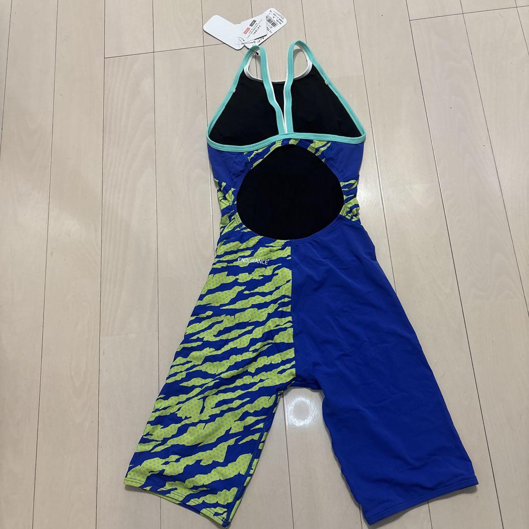 Speedo 水着 青・緑 ストライプ柄 ハーフスパッツ新品未使用 箱付き