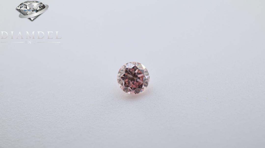 ピンクダイヤモンドルース/ FANCY PINK/ 0.099 ct. www.distribella.com