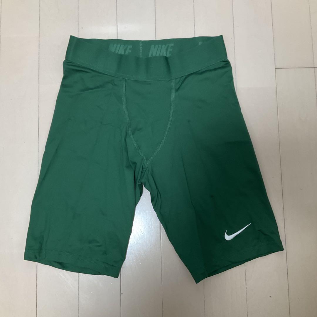 NIKE ランニング　ハーフタイツ　グリーン