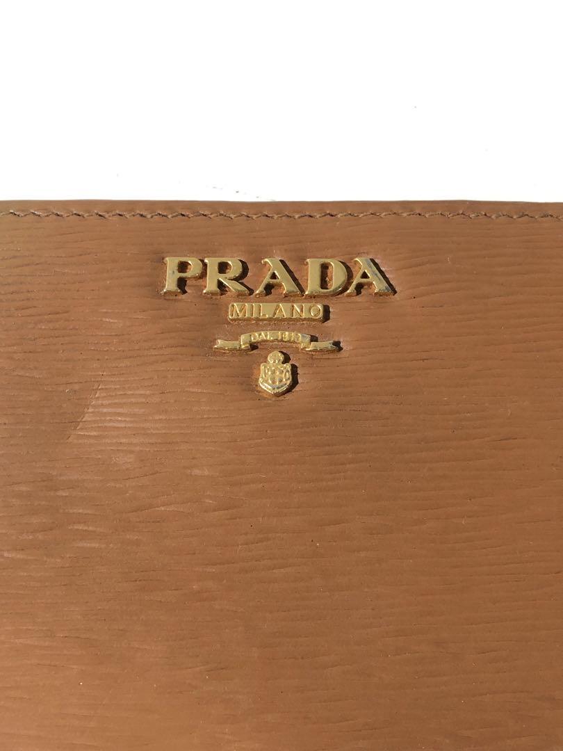 s830 PRADA ベージュ 二つ折り財布 プラダ