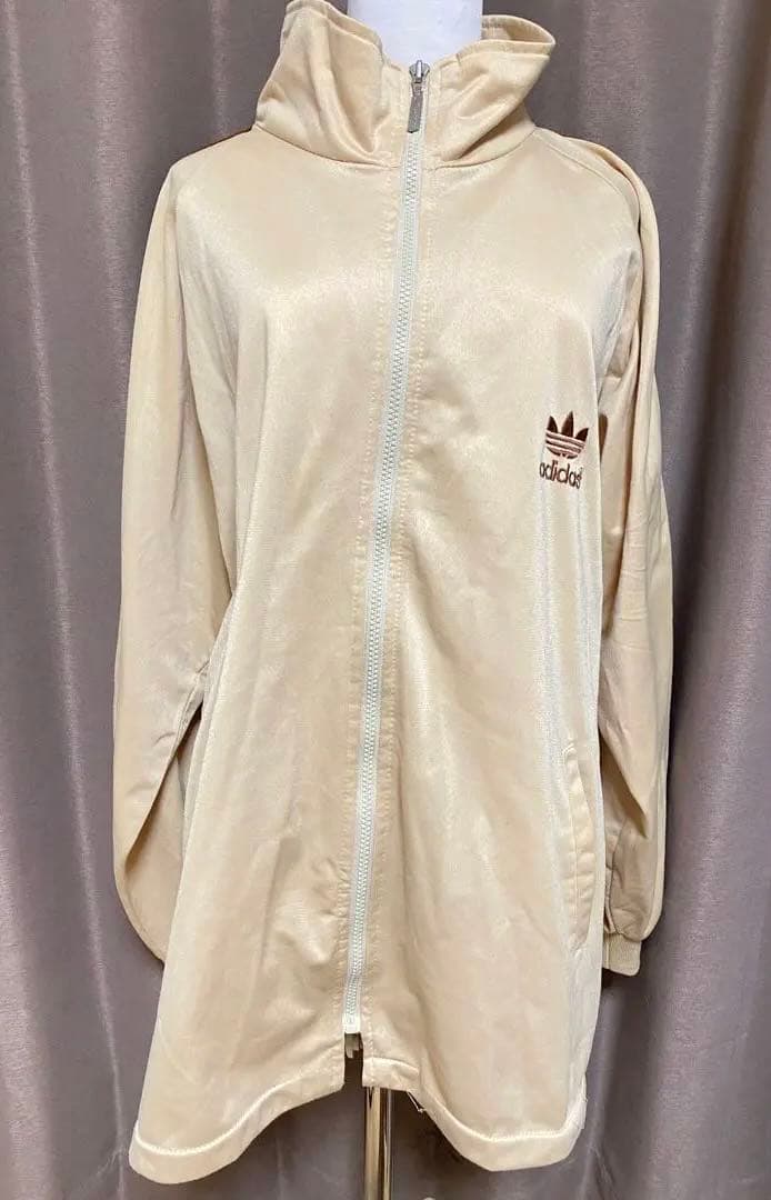 アディダスジャージ《Lサイズ》