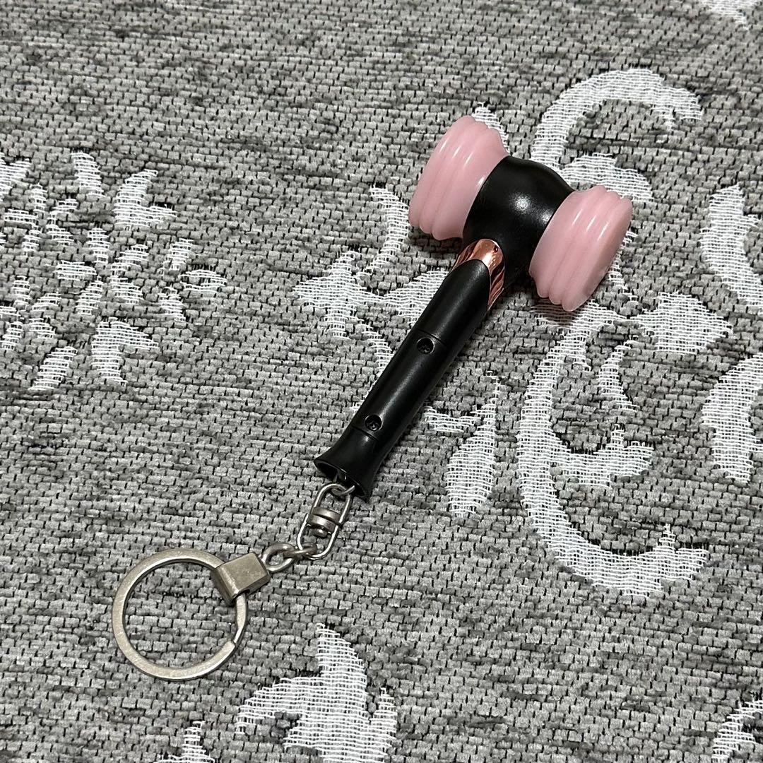 新品未使用BLACKPINKペンライト 箱 ストラップ付き