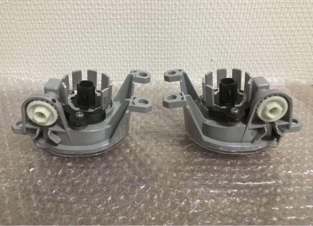 【新車外し】LEDフォグランプ カローラ スポーツ ヤリス クロス ルーミー後期