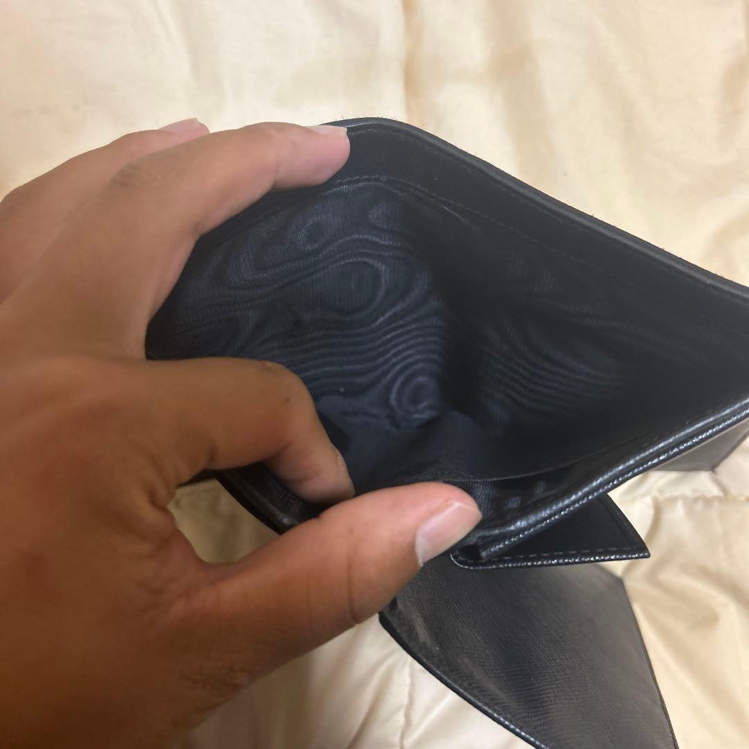 げ PRADA ブラックレザー 二つ折り財布 MEDICALDB_JP