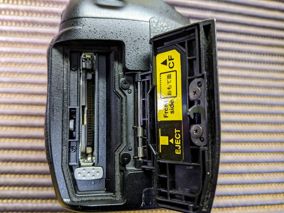 Nikon D200 デジタル一眼レフカメラ