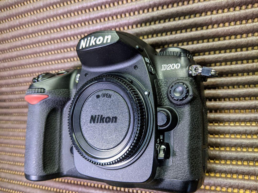 Nikon D200 デジタル一眼レフカメラ