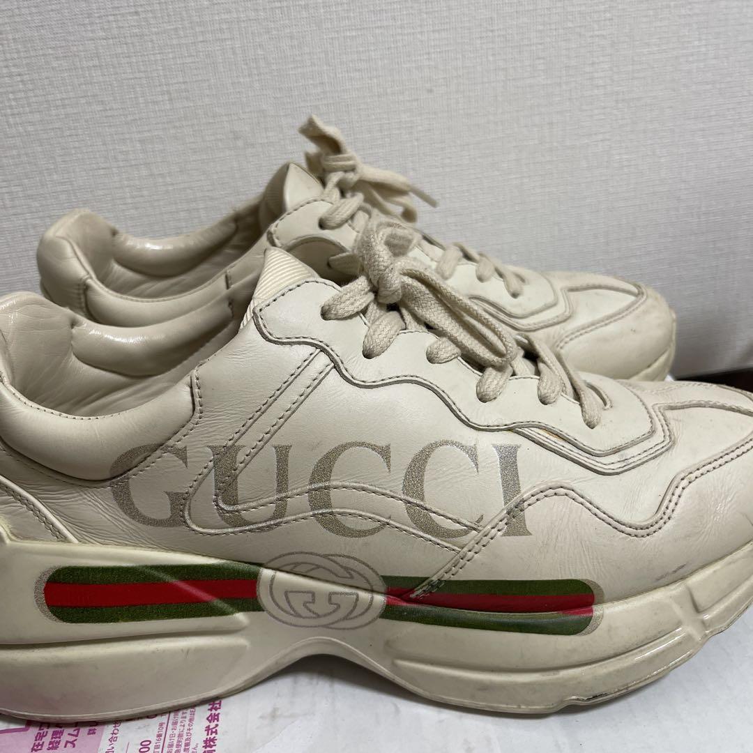 22新作 グッチ GGエンボス レザー ウィメンズ スニーカー (GUCCI