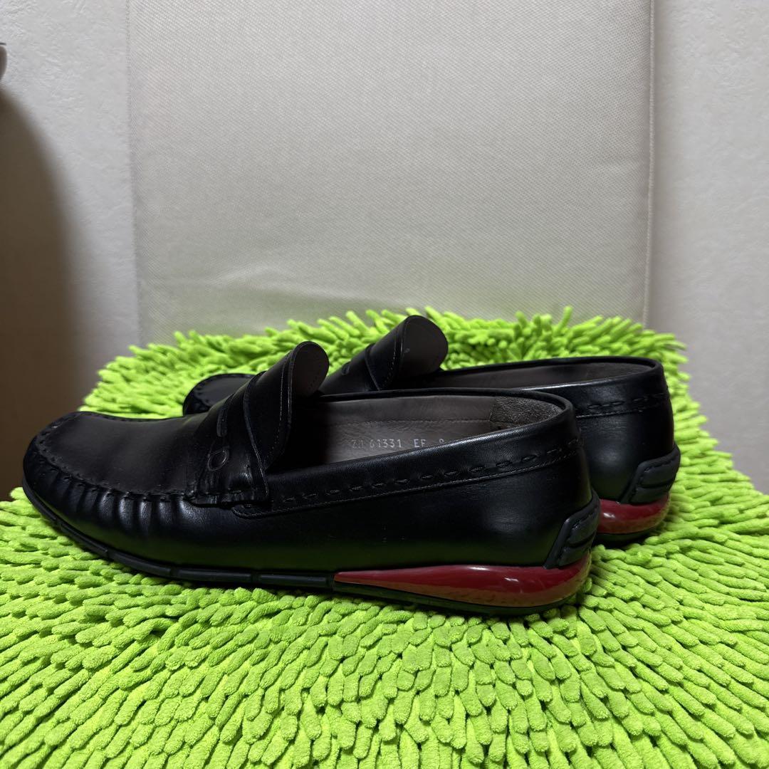 【美品】フェラガモ　黒　ローファー