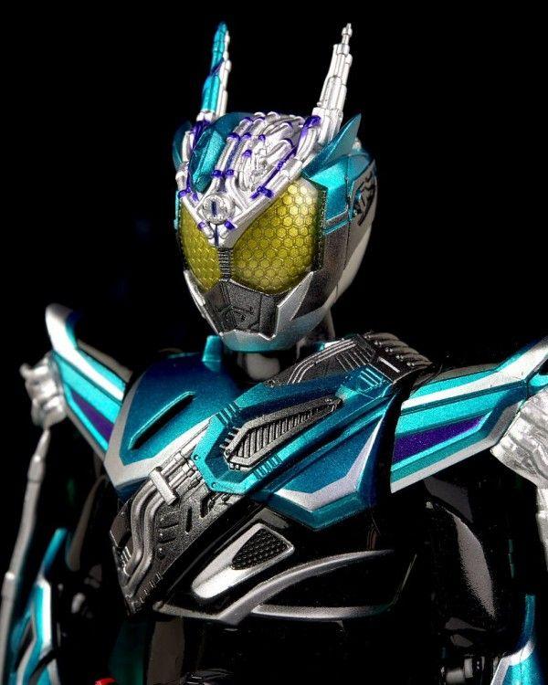 プレバン限定「S.H.Figuarts仮面ライダーブレン」未開封新品立体化レア！