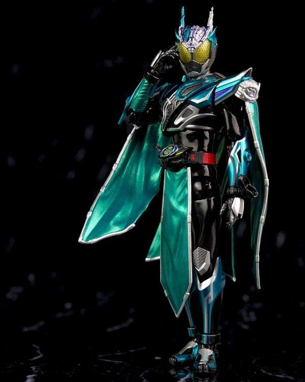 プレバン限定「S.H.Figuarts仮面ライダーブレン」未開封新品立体化レア！