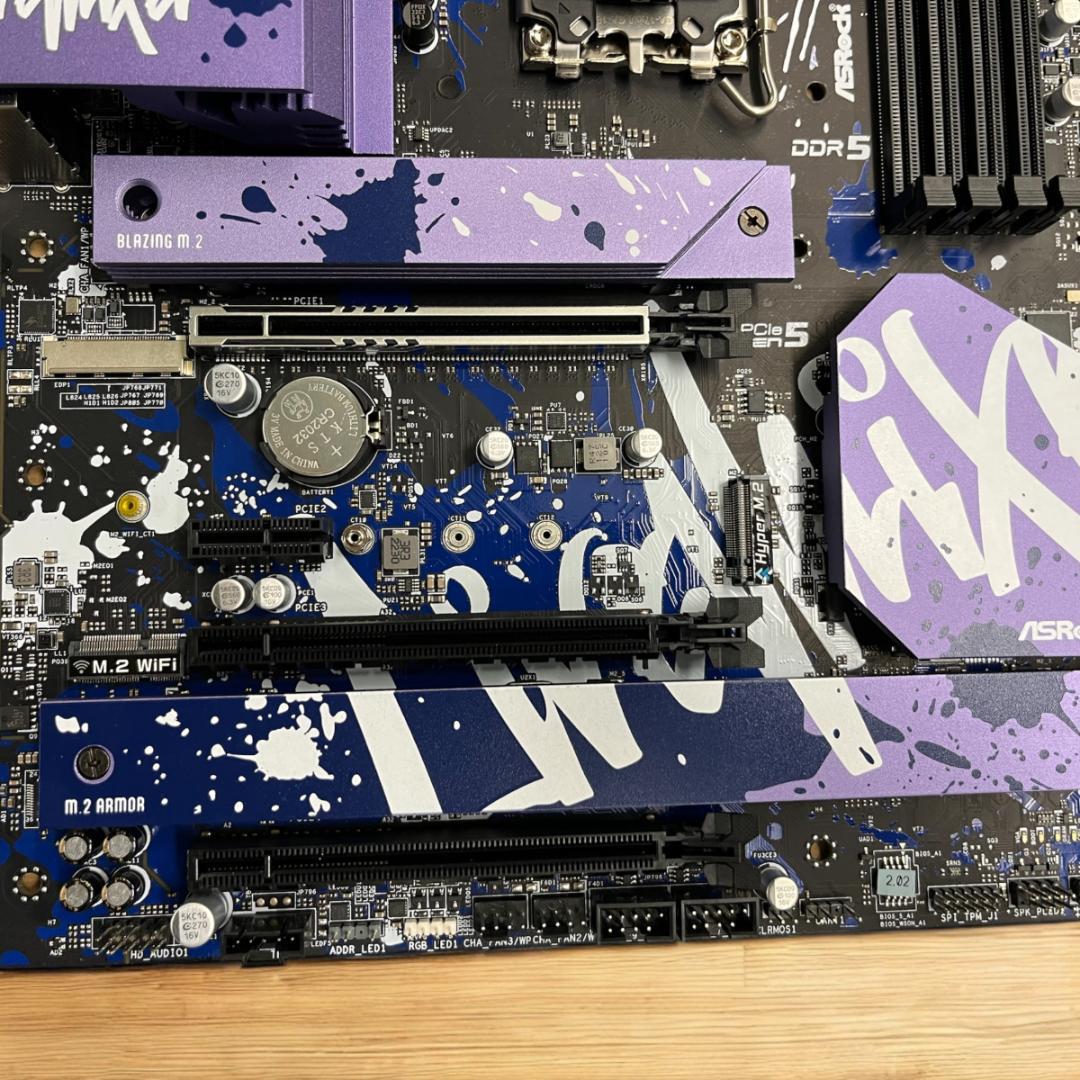 新品　ASRock Z790 LiveMixer　Z790マザーボード