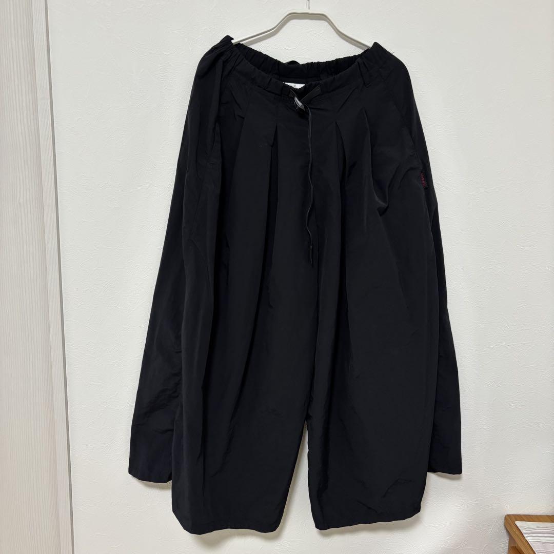 GRAMICCI フレアパンツ（ブラック）とグラミチTシャツ　2点セット