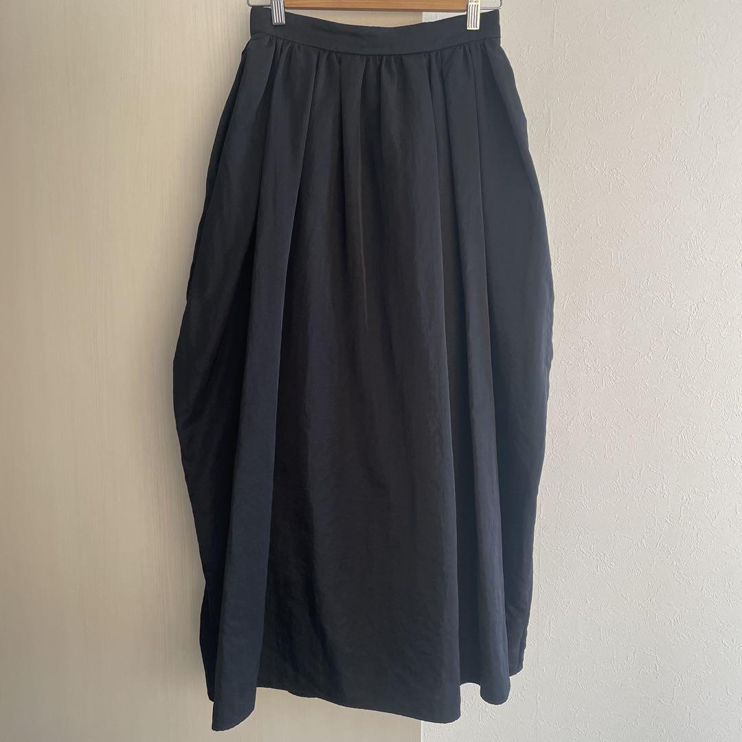 未使用品⭐︎AEWEN MATOPH ナイロンタフタギャザースカート38 黒