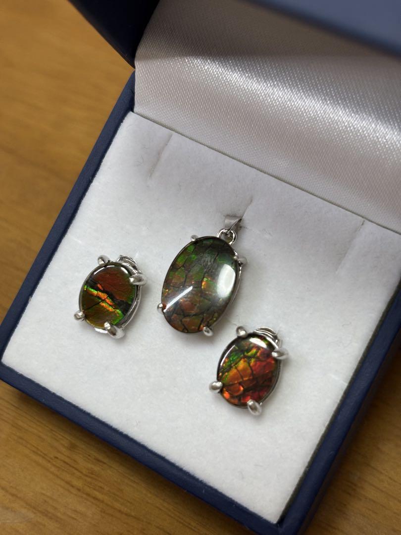 美品 アンモライト ネックレストップ&ピアス オーバル silver925