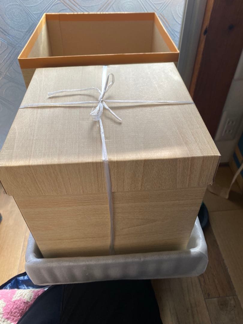 金色の松鶴 重箱 台付 金色の松鶴 重箱 台付