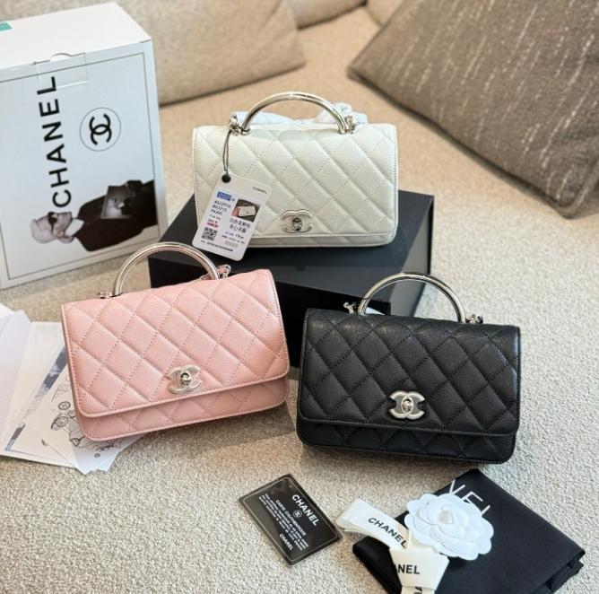 【やっぱ定番がいい♡3色】シャネル ショルダーバッグ CHANEL ショルダーバッグ 3色セット - メルカリ